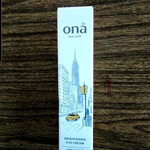Ona Brightening eye cream .5 oz